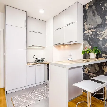 Apartment Loko Savada