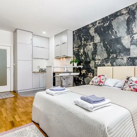 Apartment Loko Savada *