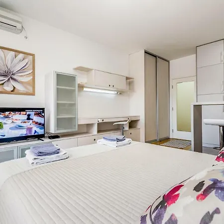 Apartamento Loko Savada